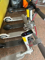 Armação de Pêra on an electric scooter - Housity