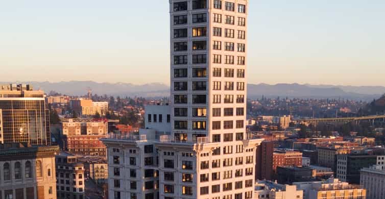 Seattle: Smith Tower Observatory Access Ticket