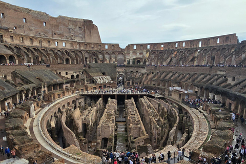 Rome: Gladiator Arena, Roman Forum, & Palatine Guided Tour Rome: Colosseum, Roman Forum, & Palatine Hill Guided Tour