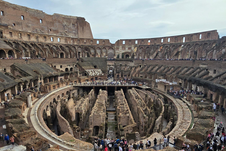 Rome: Gladiator Arena, Roman Forum, & Palatine Guided Tour Rome: Colosseum, Roman Forum, & Palatine Hill Guided Tour