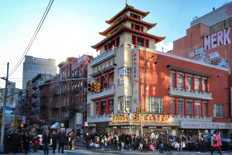 NYC: Soho, Chinatown, and Little Italy Private Walking Tour