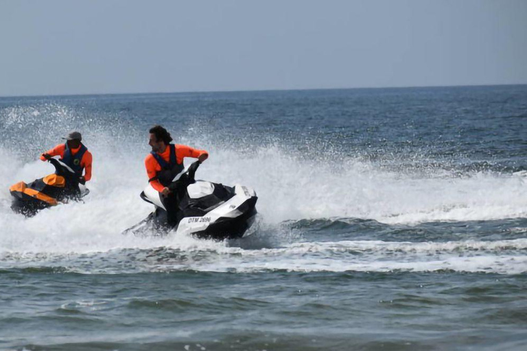 Doha: 60 minut samodzielnej jazdy JETSKI - SKYSCRAPERS