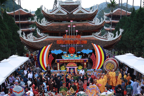 Hanoi: Huong Pagoda Day Trip with Boat and Cable Car