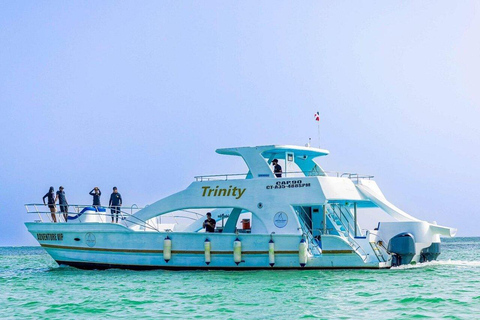 Punta Cana: Family Snorkeling or Party Boat Infinity Hip Hop Party Boat