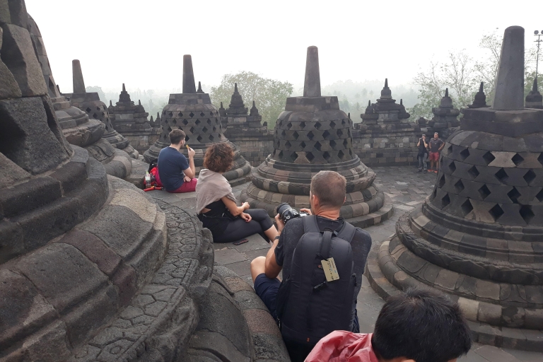 Borobudur-Tempel Merapi Jeep-Tour und Prambanan-TempelBorobudur-Tempel-Merapi mit dem Jeep-Prambanan-Tempel