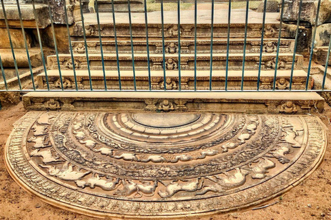Sigiriya Dambulla Anuradhapura & Wilpattu safari 3-Day Tour Air Conditioned Van