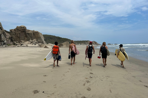 Huatulco: Surf Lesson with surf instructor. All Levels