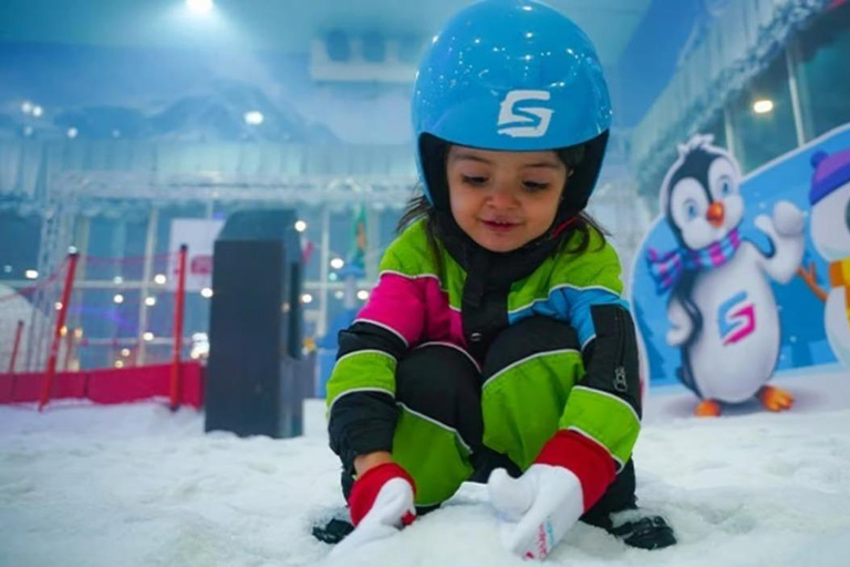 Riyadh Snow City: Inclusive 3-Hour Entry with Gear Provided