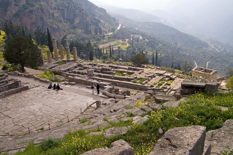 Von Athen aus: Tagestour zum Apollo-Tempel und Orakel von DelphiFranzösisch ohne Mittagessen