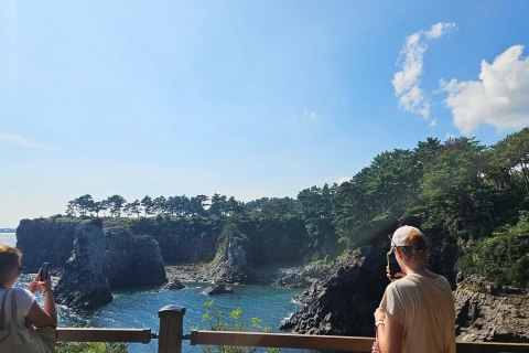 Jeju-eiland Zuid-bustour met lunch inbegrepen Volledige dagtocht