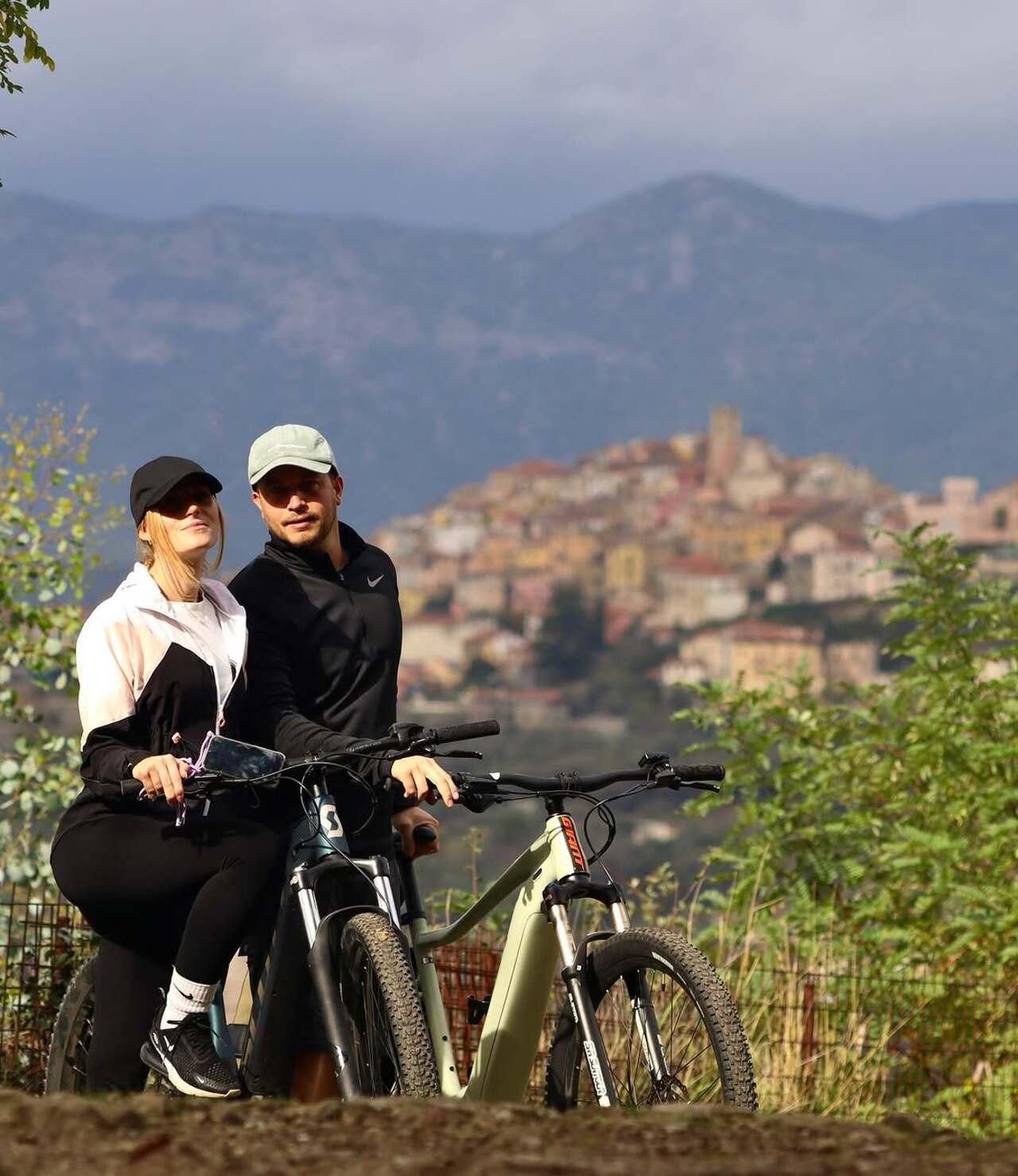 Aperitif mit dem E-Bike von Bordighera nach Perinaldo