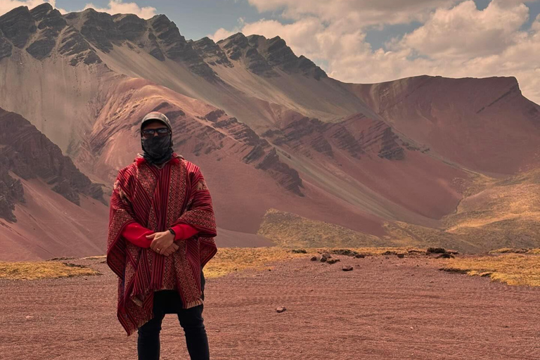 Rainbow Mountain and Red Valley Full-Day Tour with Guide