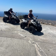 Santorini: Excursión en quad con guía local