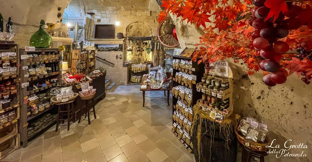 Afbeelding 1 van Matera: Proeverij van lokale producten en wijn in oude grotten in de Sassi
