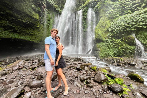 Lombok: Car Hire With Driver LUXURY CAR 10 HOURS