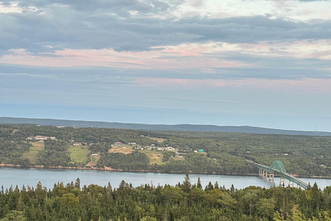 Sydney, NS: Mini Cabot Trail Tour with St. Ann’s Loop