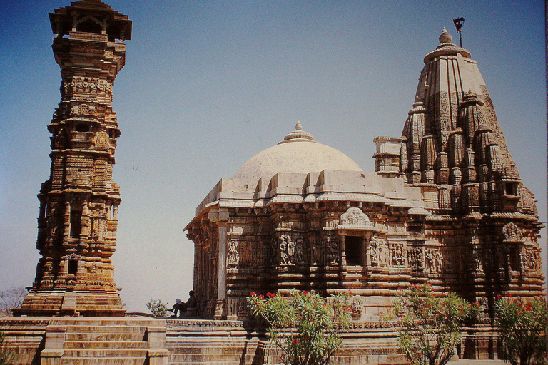 Viagem guiada de 1 dia ao Forte de Chittorgarh a partir de Udaipur