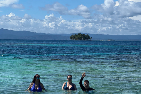 San Blas: tour with snorkeling, lunch and transportation