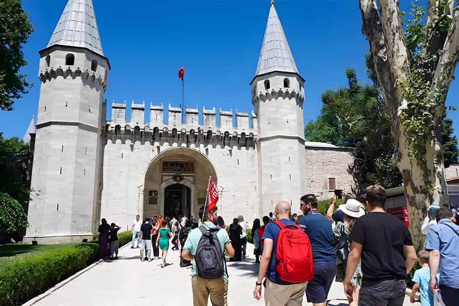 Topkapi-Palast: Führung mit Ticket für den Harem und Audioguide. Foto: GetYourGuide Topkapi-Palast: Führung mit Ticket für den Harem und Audioguide. Foto: GetYourGuide