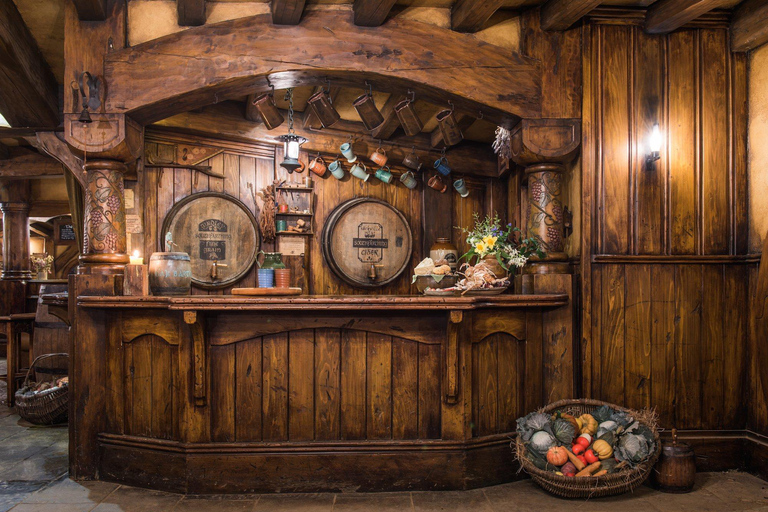 Da Auckland: Trasferimenti privati per Hobbiton con tour di gruppo