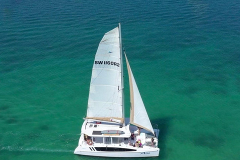 Gold Coast: Broadwater Catamaran Cruise