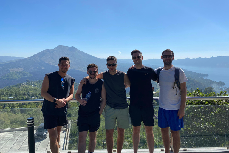 Ubud: Downhill-cykeltur med risfält, vulkan och måltidPrivat grupp