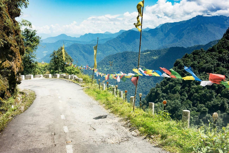 Bhutan by Road: The Ultimate Himalayan Scenic Drive – 8 Days