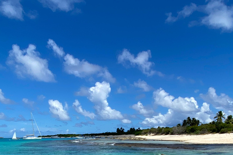 From Fajardo: Icacos Island Boat Trip and Beach Day Package