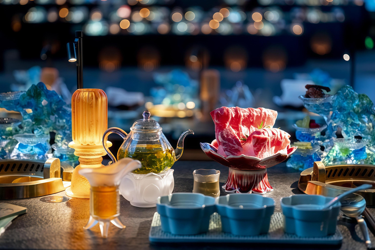 Chengdu: Immersive Hot Pot Meal Show with Hanfu Rental Regular Seat Dinner+Costume+Makeup（to book 3days in advance）