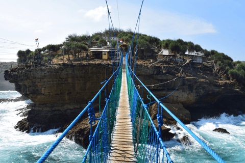 Yogyakarta Abenteuerreise: Jomblang Höhle &amp; Timang Strand