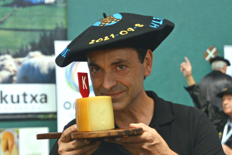 Segura: Visit to a D.O. Idiazabal cheese factory with food tasting