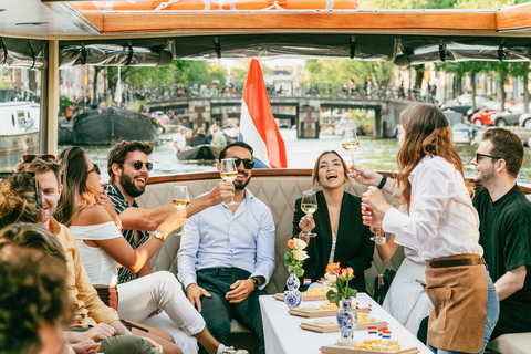 Amsterdam: Classic Boat Cruise with Cheese & Wine Option Central Station Meeting Point with Cheese and Drinks