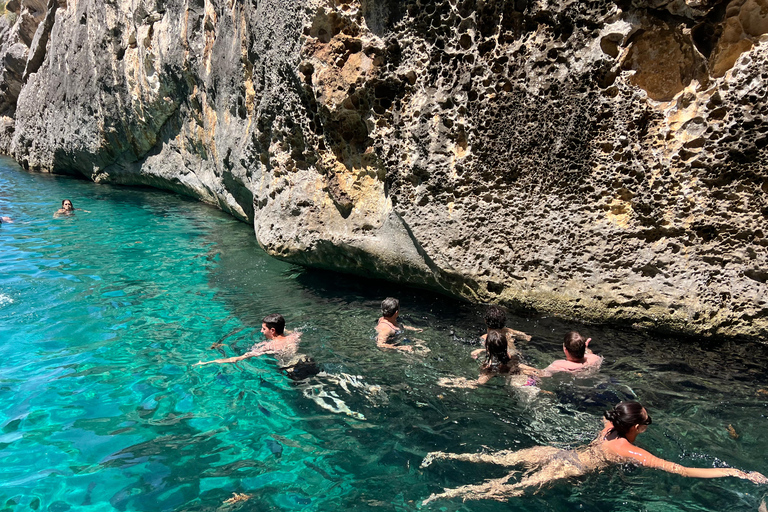Golem to Grama Bay, Blue Cave & Secret Canyons by Speedboat Tirana/Golem: Grama Bay,Blue Cave & Hidden Bays by Speedboat