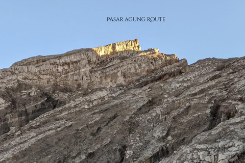 Bali Mount Agung Sunrise or Daytime Trek 3,142m Peak Mount Agung 2.900 MASL via Pasar Agung Temple (9Hrs)