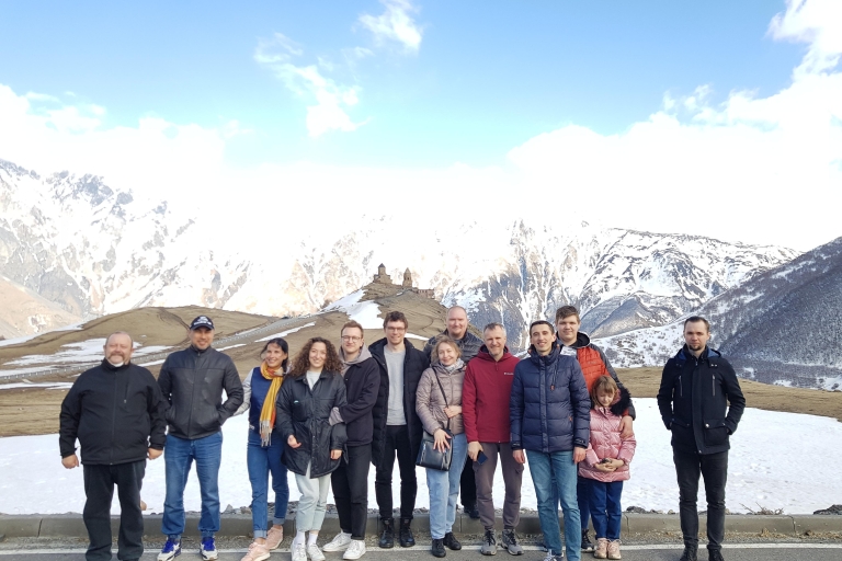 Ganztägige Tour durch Kazbegi von Tbilissi aus