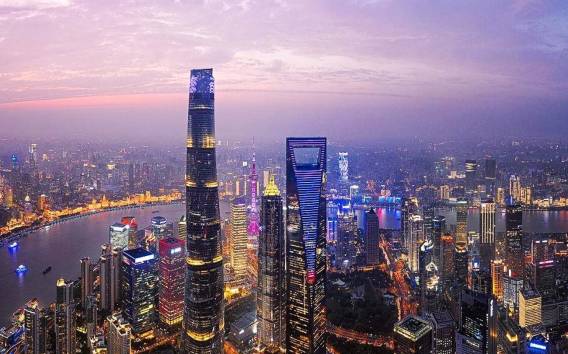 4-stündige private Tour durch Shanghai mit einer Stadtführung deiner Wahl