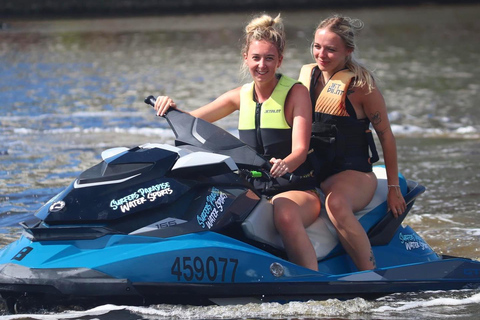 黄金海岸：15分钟喷气滑雪狂欢，免费照片相赠