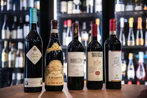 Rome: Trastevere Luxury Wine Tasting, Cheese and Cured Meats