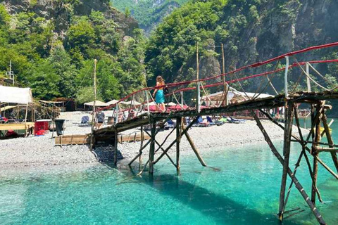 Von Tirana/Durres: Shala-Fluss-Tour mit Koman-See-Kreuzfahrt