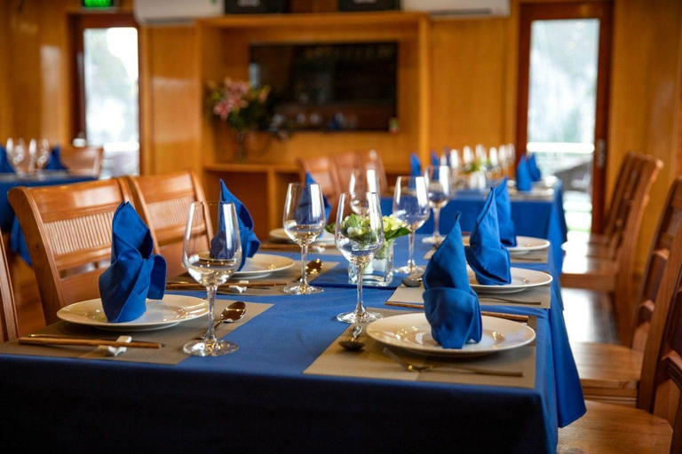 From Ninh Binh: 2-Day 4-Star Lan Ha & Halong Bay Cruise Tour