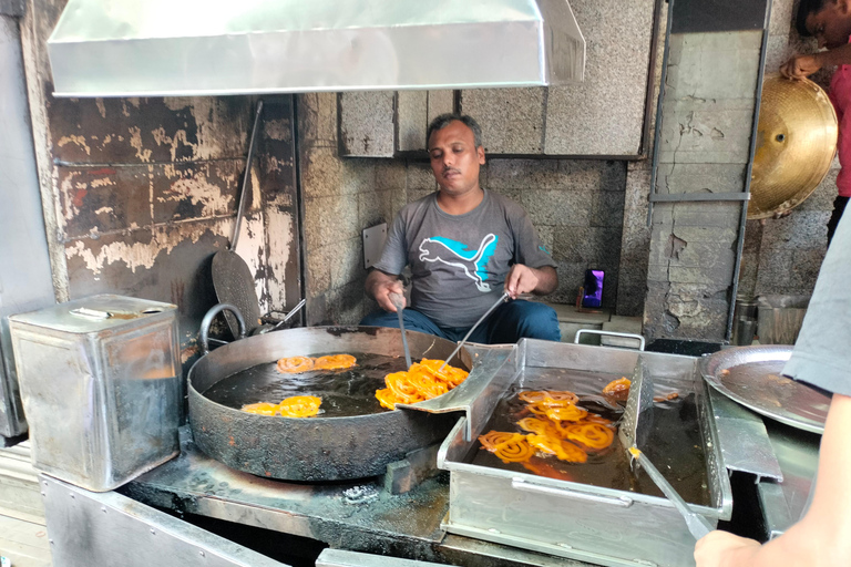 From Spice Box to Jewelry Box: Old Delhi Market Adventure Tour Without Pick-up & Drop-off (Meet at Starting Point)
