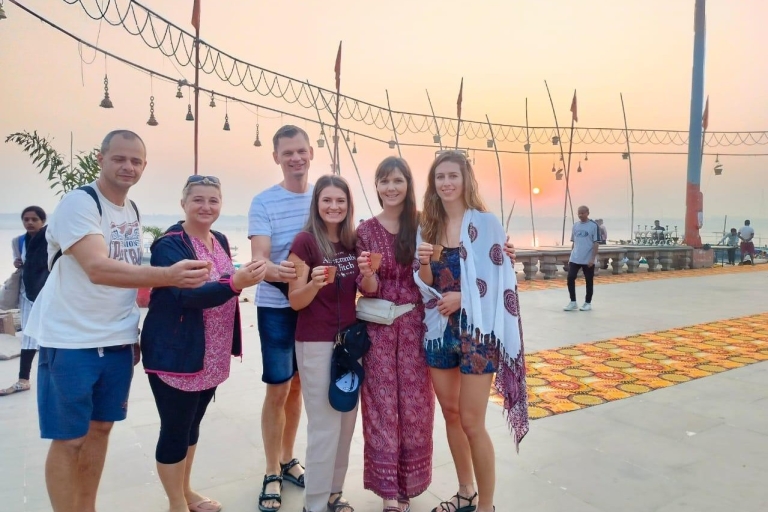 Varanasi : Visite privée de la ville et croisière sur le Gange