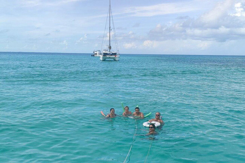 Cancun: Prywatny luksusowy katamaran do Isla Mujeres