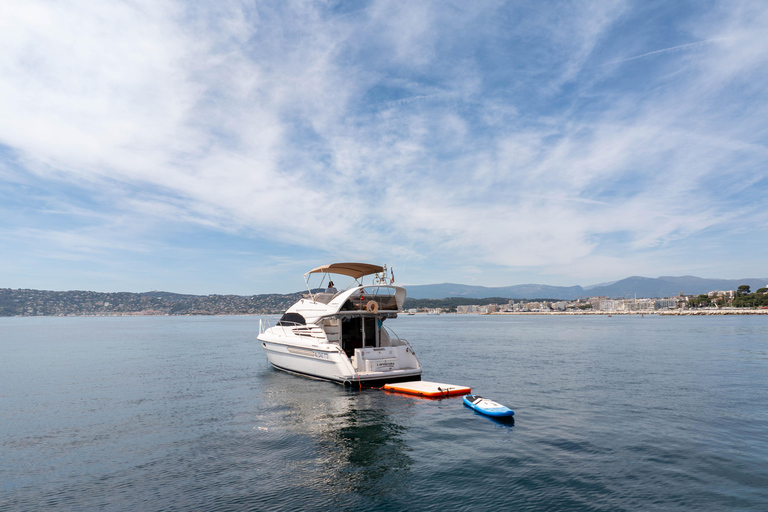 Juan-les-Pins: Boat rental to the Lérins Islands with a skipper Full day – 8 hours