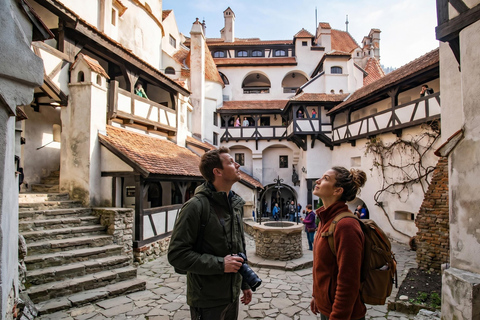 Dracula Castle, Peles Castle and Brașov Day Trip Bucharest COACH TOUR Audio guide in 24 languages
