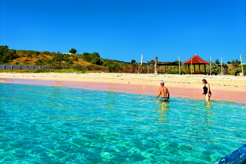 Lombok: Private Pink Beach and Gili Islands Boat Tour
