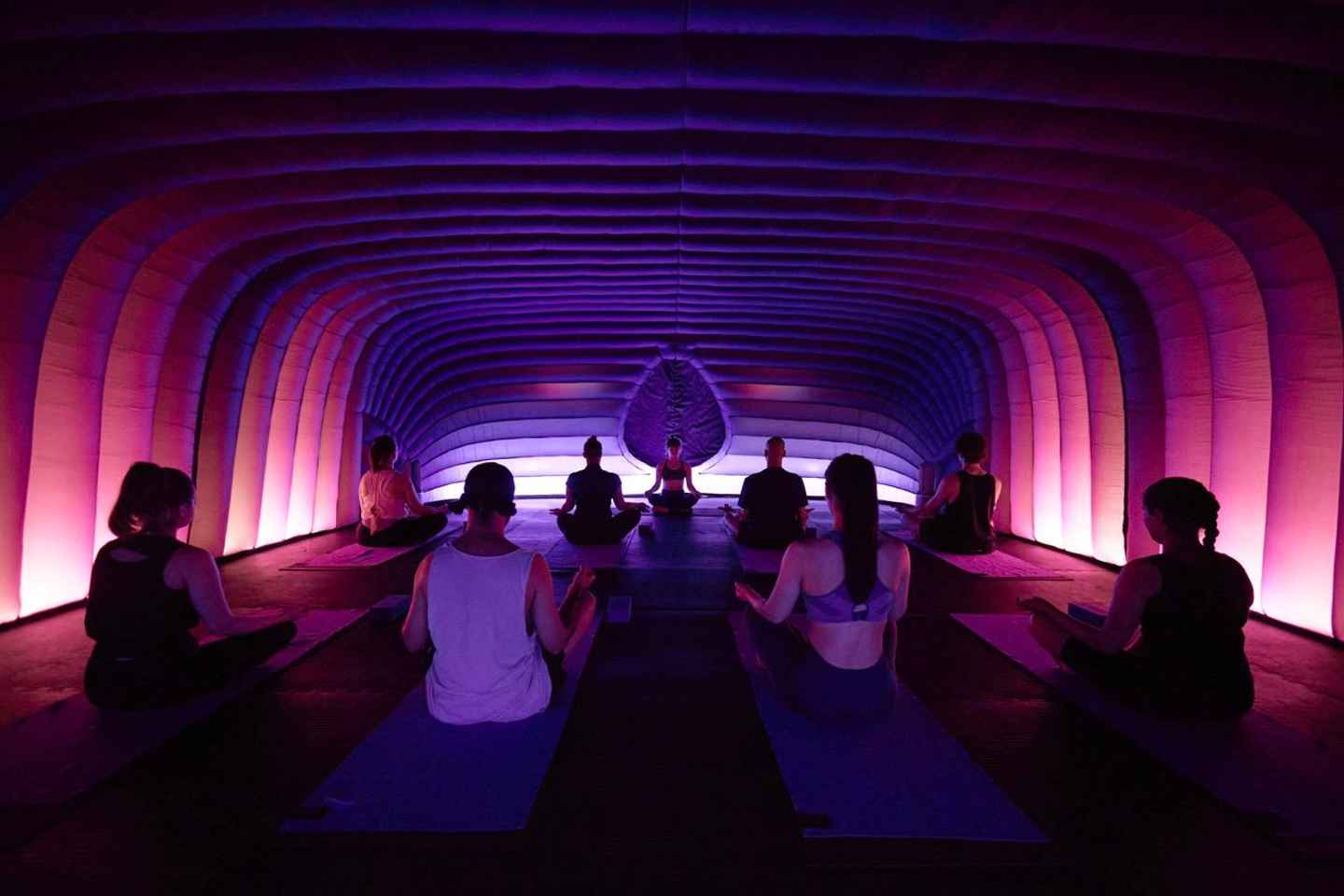 Porto: Private Hot Yoga Birthday Class with Cake