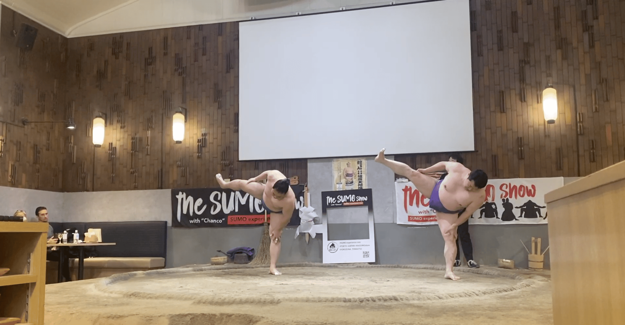 Tokyo: Sumo Show Including Lunch photo 1