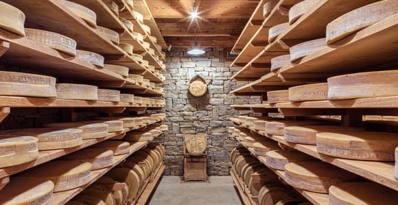 Valtellina: Cheese Tasting and Guided Tour Near Lake Como