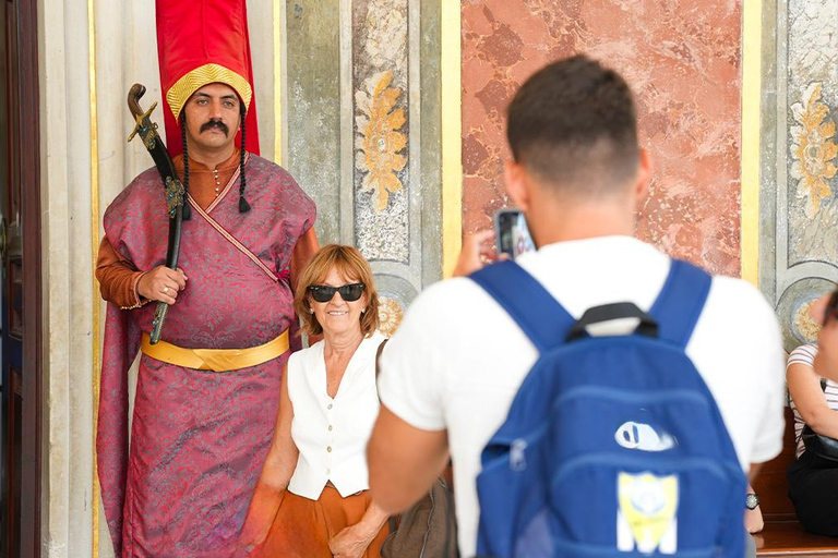 伊斯坦布尔：托普卡帕宫与后宫快线精华游伊斯坦布尔：托普卡帕宫与后宫快车精华之旅